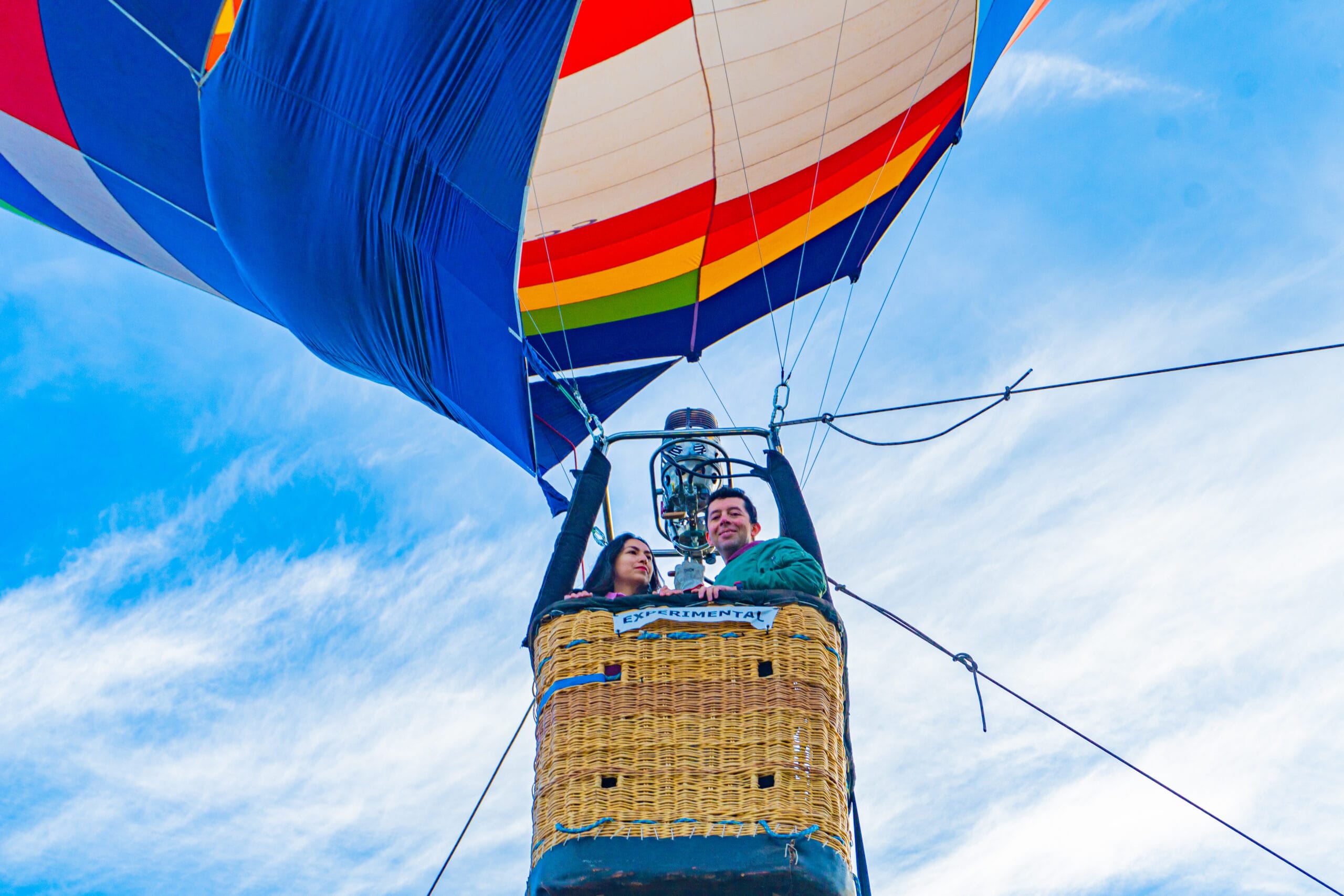 Vive la Magia de Volar 🎈✨ - Imagen 5